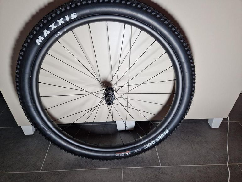 Used Orbea Mountain Performance MP30TEAM 2025 bike — image 5 of 8