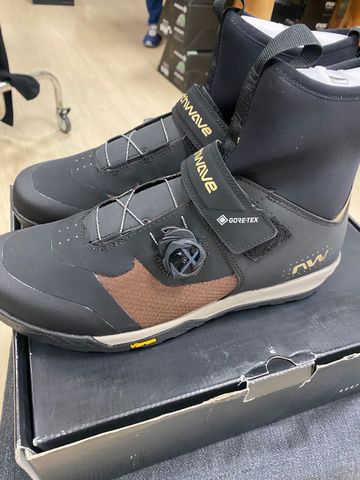 Northwave kingrock plus mid gtx 2024 bike d'occasion — image 3 sur 6