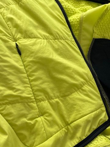 Used Specialized Women’s Therminal Alpha Jacket bike — image 4 of 8