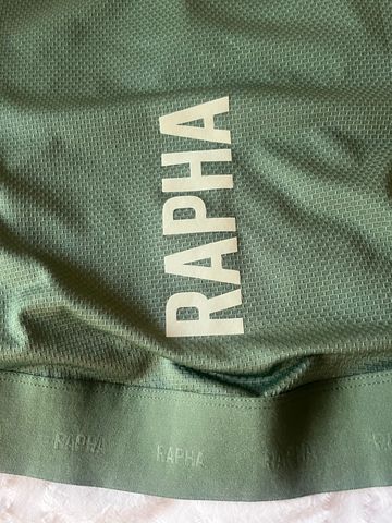 Used Rapha Pro Team Lightweight Gilet bike — image 5 of 5