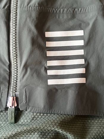 Used Rapha Rapha Pro Team Lightweight Gilet bike — image 4 of 5