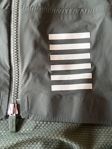 Used Rapha Pro Team Lightweight Gilet bike — image 4 of 5
