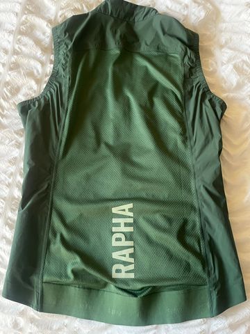 Used Rapha Pro Team Lightweight Gilet bike — image 2 of 5