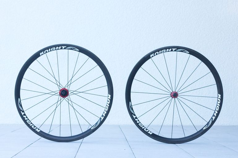 Used Knight Composites 35mm Carbon Rim Brake Wheelset bike — image 8 of 12