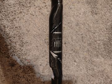 Used FSA K-force handlbar 420 bike — image 3 of 5