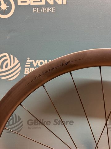 Used Syncros Capital 1.0S 40mm 2025 bike — image 3 of 10