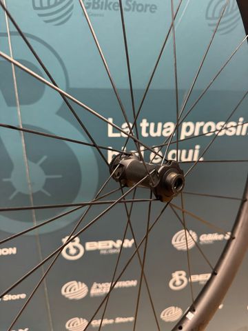 Used Syncros Capital 1.0S 40mm 2025 bike — image 9 of 10