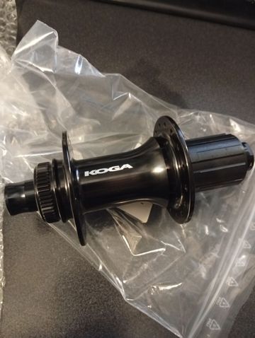 Used Shimano Posteriore E-bike MTB 32 Fori Boost 12x148 Hg bike — image 2 of 8