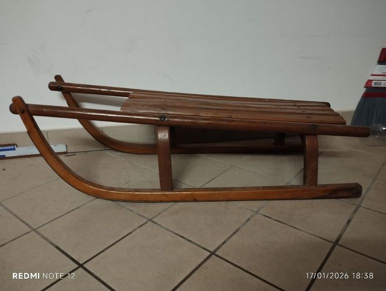 Used nessuna Slittino in legno bike — image 1 of 8