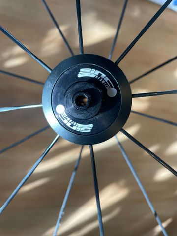 Used Dt Swiss RRC 65 Dicut bike — image 3 of 4