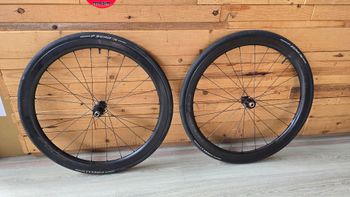 Used 2026 Wind 42 Wheelset bike — image 1 of 3