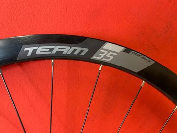 Vision Team 35 DB-CL TL Shimano 11 Wheels d'occasion