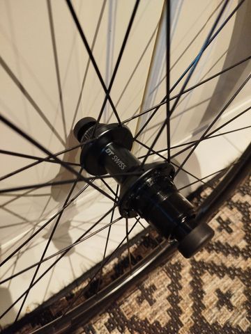 Dt Swiss ARC 1450 DICUT Carbon Wheelset 2024 bike usato — immagine 10 di 10
