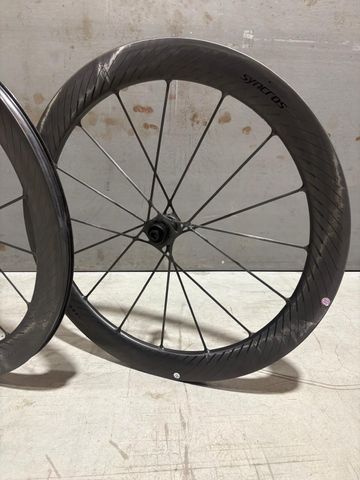 Used Scott Syncros Capital SL Aero 60mm Front Wheel 2026 bike — image 2 of 3