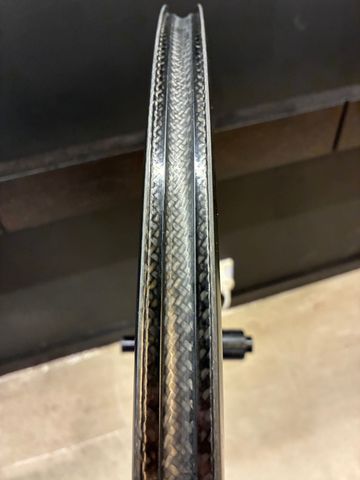 Used Mavic COSMIC ULTIMATE DISC 2025 bike — image 6 of 6