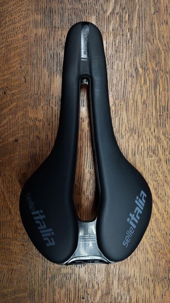 Selle Italia, Superflow FLITE Boost idmatch Carbon