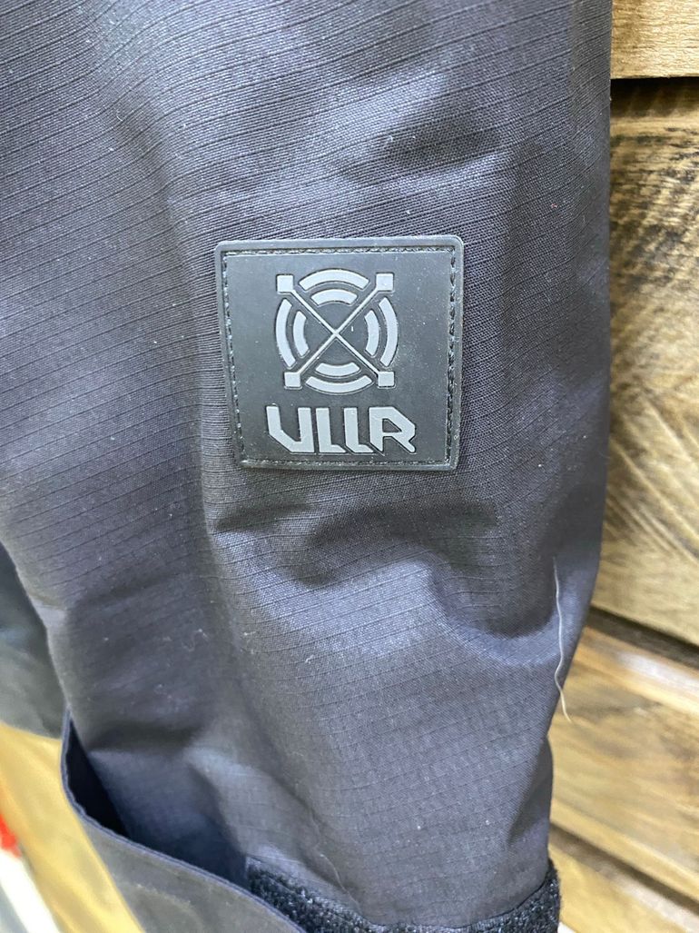 Used Helly Hansen Helly Hansen ski jacket S bike — image 8 of 12