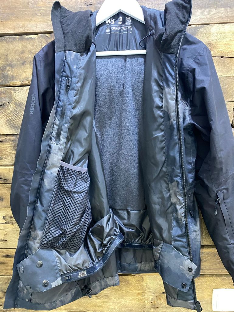 Used Helly Hansen Helly Hansen ski jacket S bike — image 3 of 12