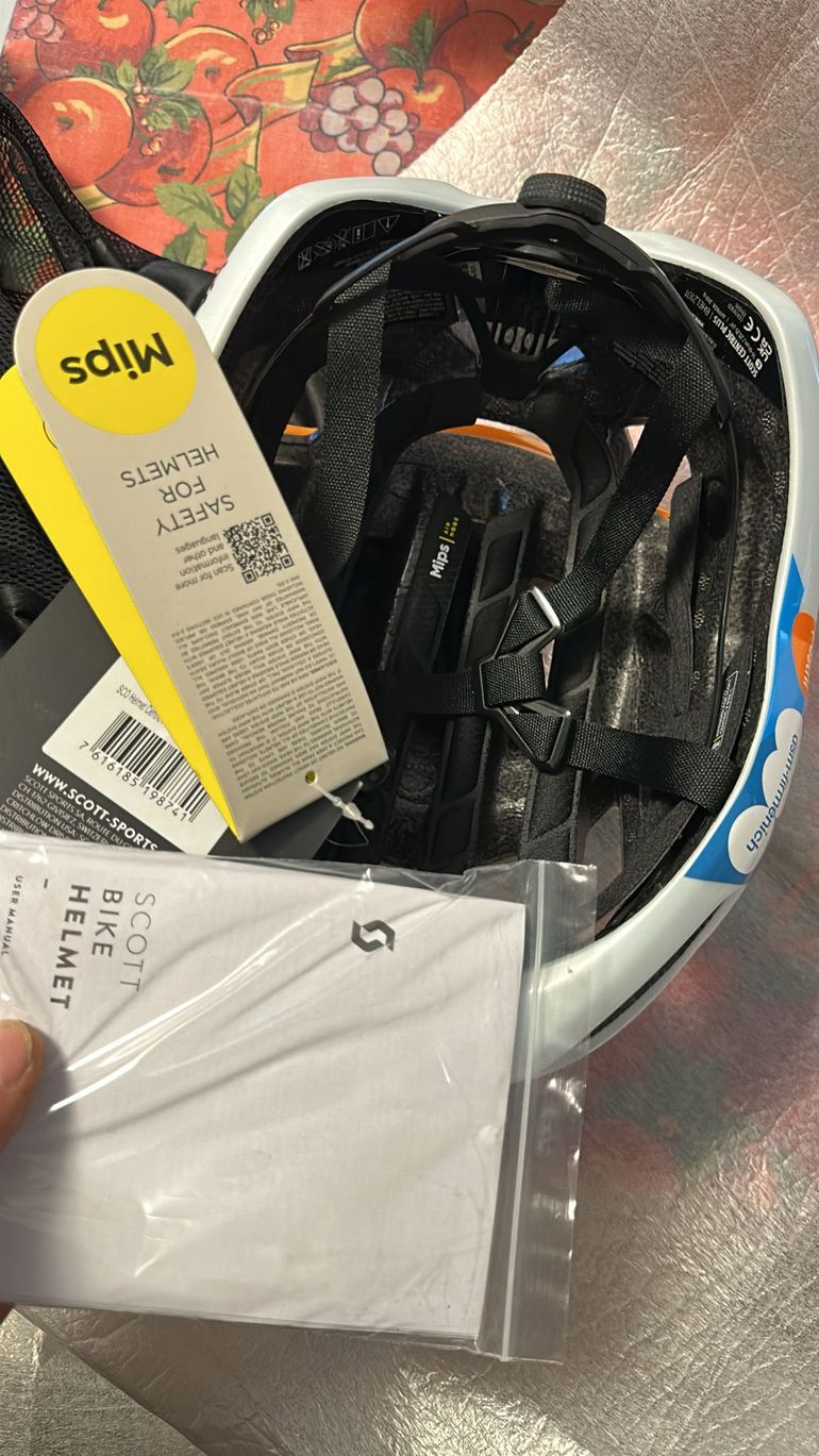Used 2023 centric plus mips bike — image 6 of 9