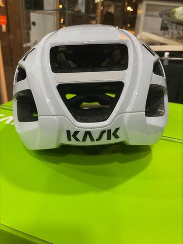 Used Kask Protone Icon Blanco Brillo Talla M bike — image 2 of 3