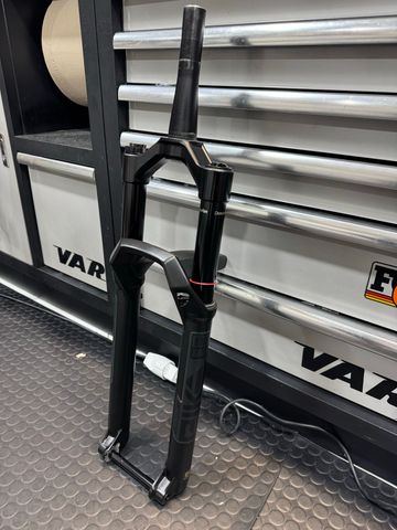 Käytetty 2024 Pike Suspension Fork Fork