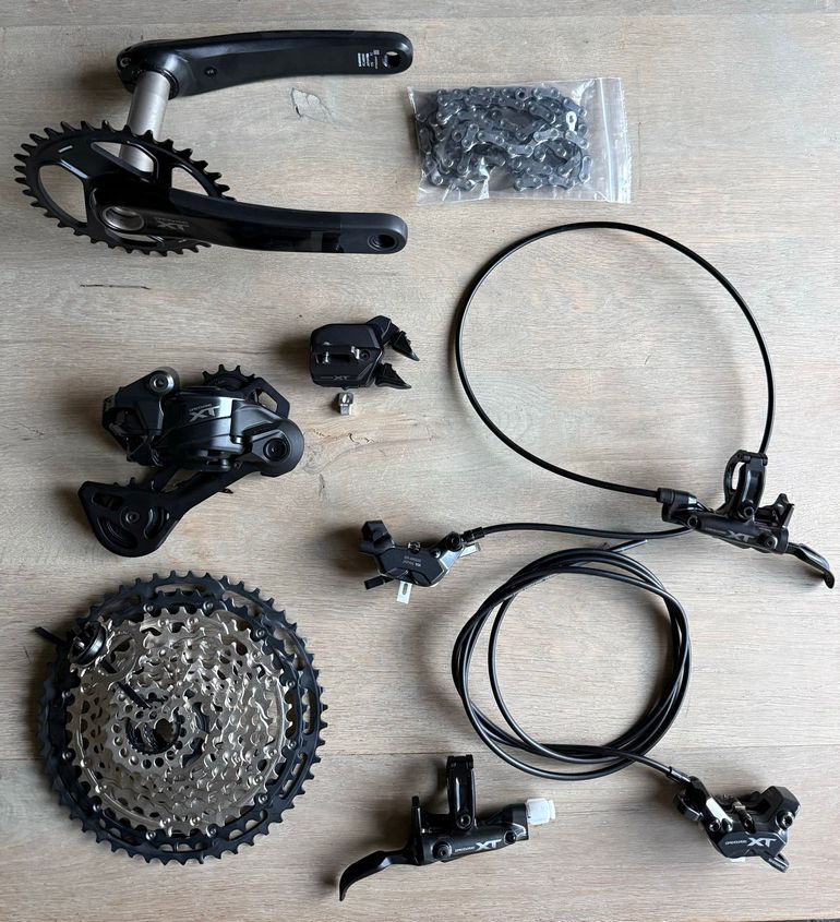 Used 2026 Deore XT M8200 12-Speed Groupset bike — image 1 of 15