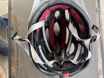 Bell Casco Bici 2007 bike usato — immagine 7 di 8