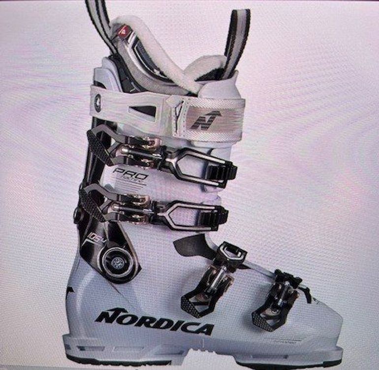 Used Nordica ProMachine 105 W Ski Boots 2026 bike — image 1 of 5