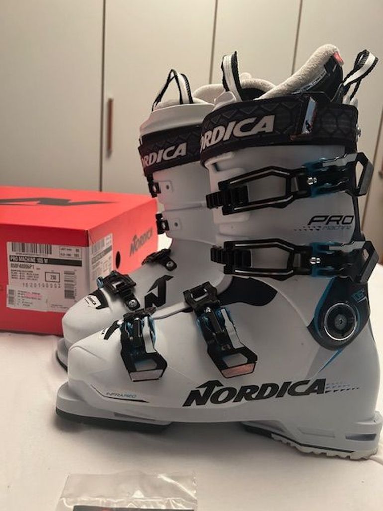 Used Nordica ProMachine 105 W Ski Boots 2026 bike — image 4 of 5