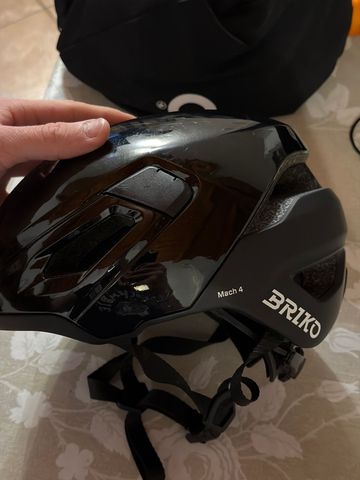 Used 2025 Mach 4 MIPS Helmet bike — image 2 of 3