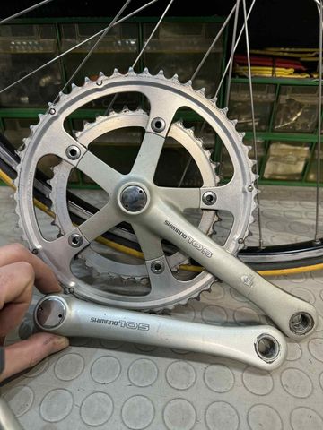 Used Shimano 105 serie 1056. 8 speed. 1992 bike — image 4 of 19