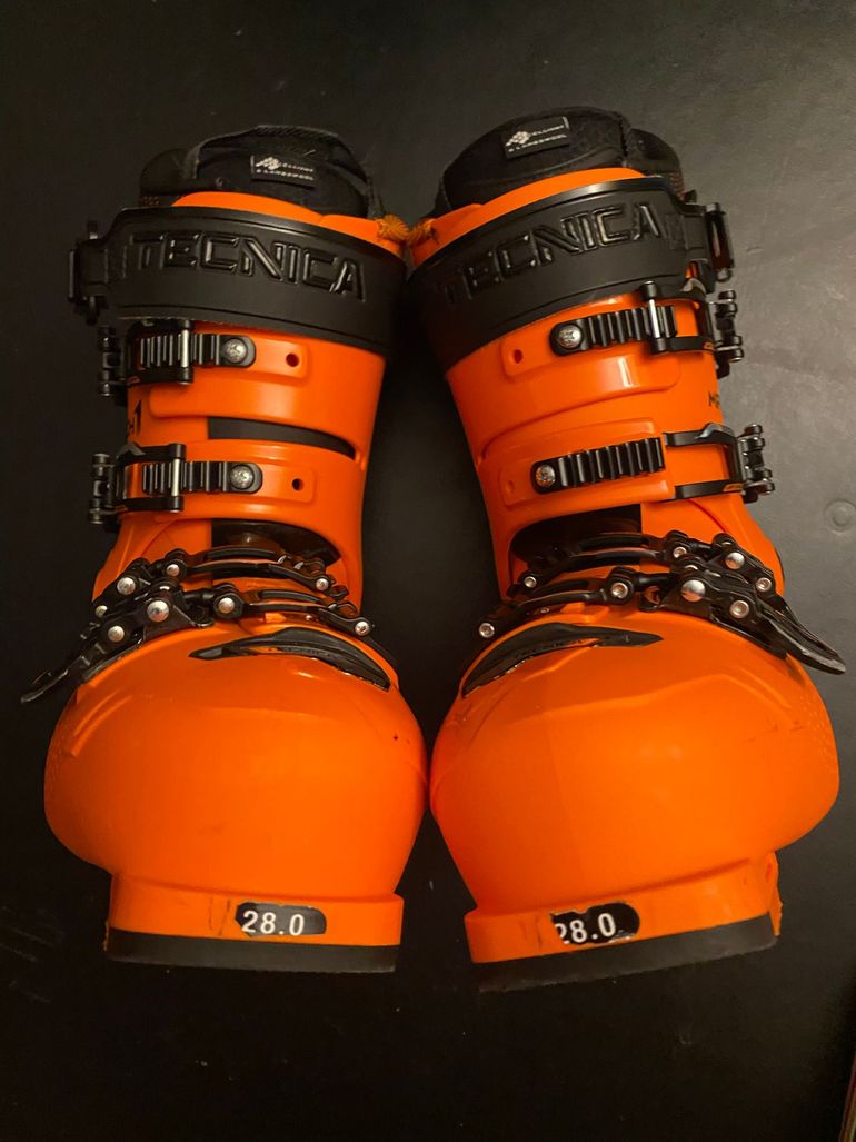 Used 2024 Mach1 LV 130 TD GW Ultra Orange bike — image 3 of 4