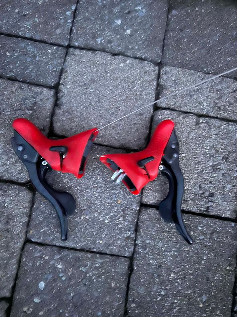 Poignées Ergopower Super Record EPS Disc Brake
