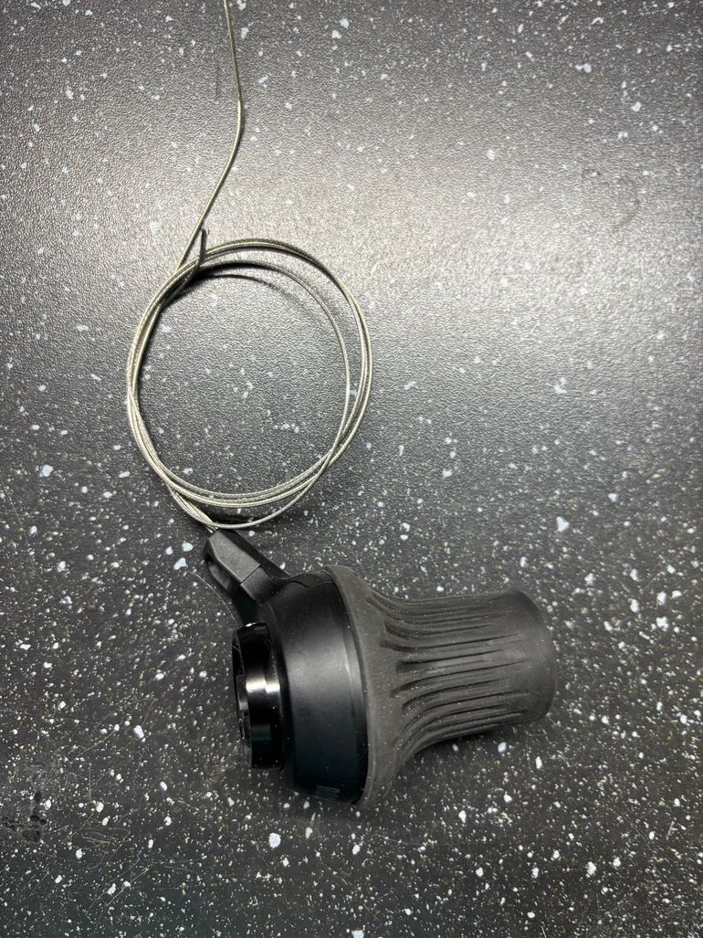 Used 2024 Comando al Manubrio TwistLoc 2 Posizioni SX 10mm bike — image 2 of 6