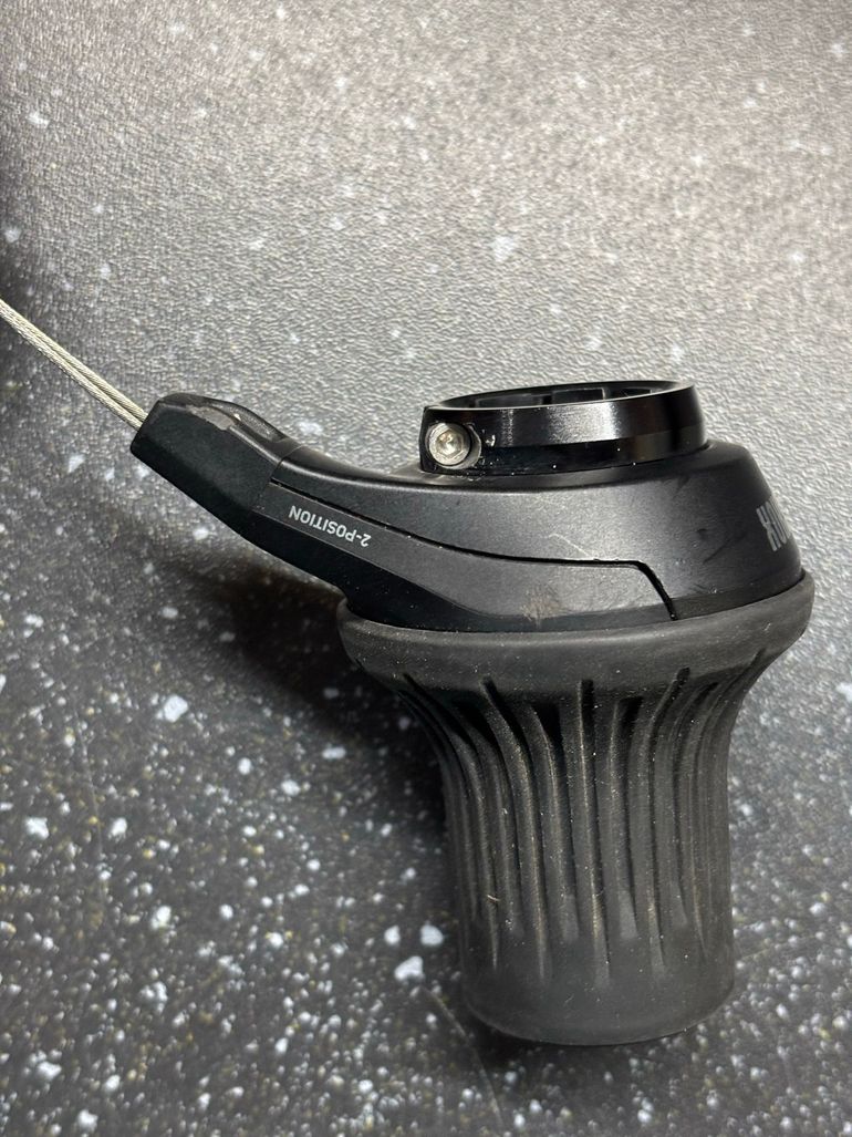 Used 2024 Comando al Manubrio TwistLoc 2 Posizioni SX 10mm bike — image 3 of 6