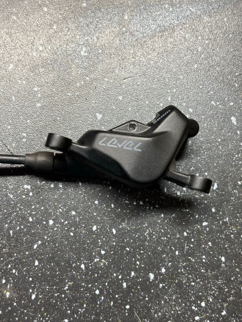 Used 2025 Level TLM bike — image 4 of 8