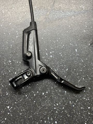 Used 2025 Level TLM bike — image 2 of 8