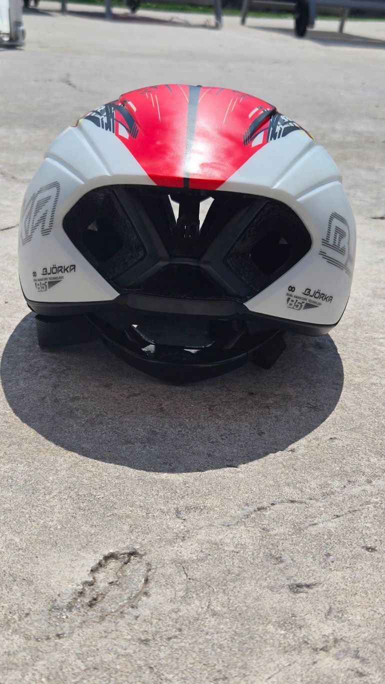 Used bjorka Speed Color Helmet 2025 bike — image 4 of 6