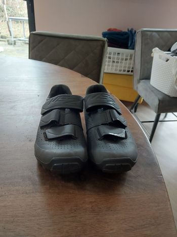 Used Shimano SH-ME201W Women's Mountain Shoes bike