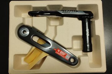 2025 Rival XPLR AXS DUB Crankset 172.5mm Drivetrain & Pedals usato
