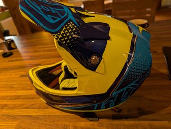 Used 2022 D3 bike — image 6 of 7