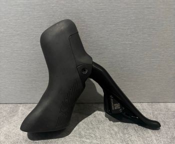 2025, 105 Di2 Dual Control Lever