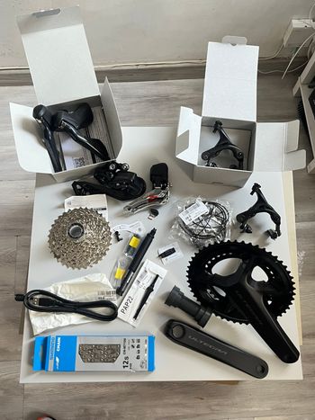 Shimano, Ultegra R8150 Di2 2x12V Rim Brake