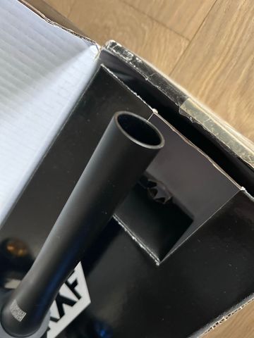 Used Öhlins RXF34 m.2 Air 29'/44/120 bike — image 4 of 4