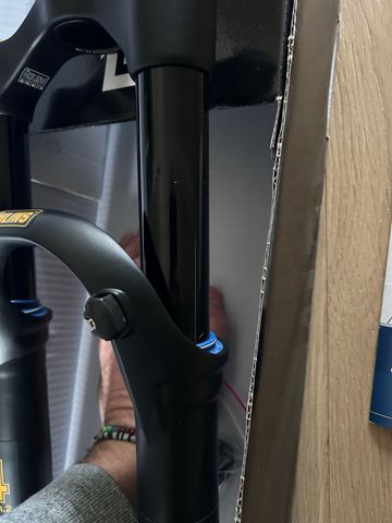 Used Öhlins RXF34 m.2 Air 29'/44/120 bike — image 3 of 4