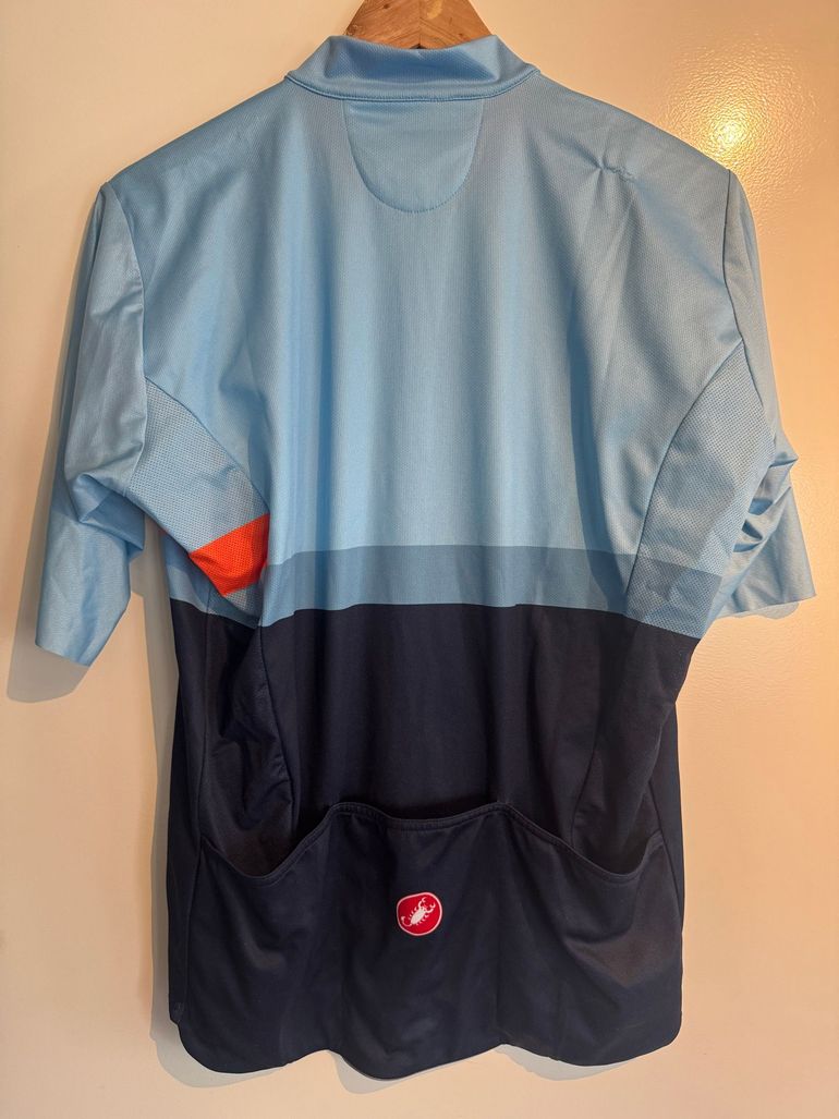 Used 2025 Castelli A Blocco Jersey XXL bike — image 3 of 3