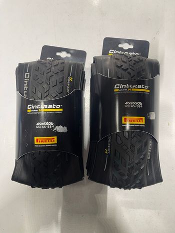 Used Pirelli Coppia Copertone Pirelli Cinturato Gravel M 650bX45 bike