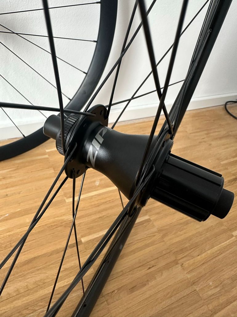 Used 2025 RP35 Pro Wheelset bike — image 8 of 9