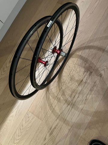 Gebrauchtes Chris King R45 Wheelset with DT Swiss Rims bike — Bild 7 von 7