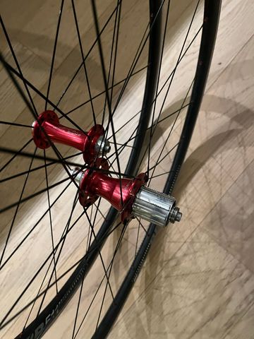 Gebrauchtes Chris King R45 Wheelset with DT Swiss Rims bike — Bild 2 von 7